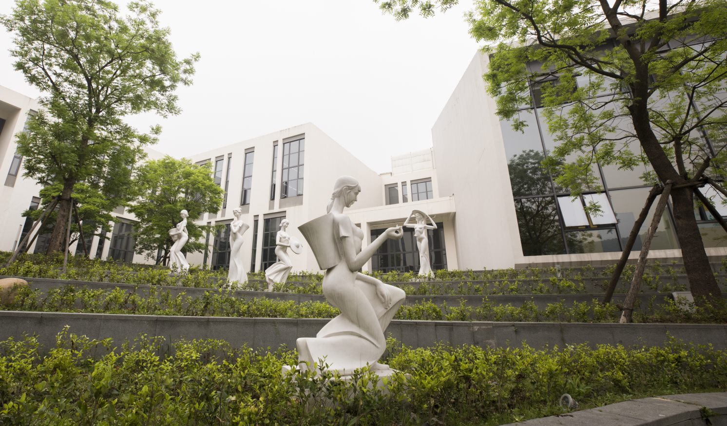 浙江音乐学院26+组主题校园公共艺术